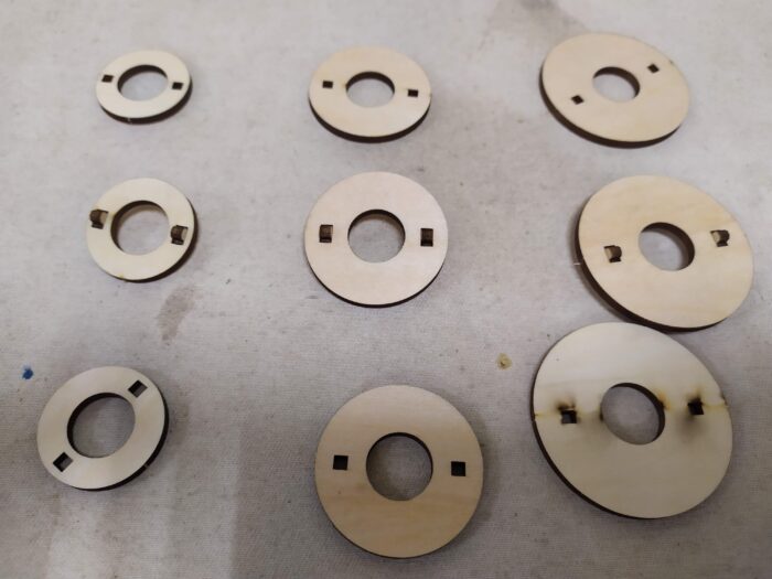 童玩的智慧-河內塔的設計與製作