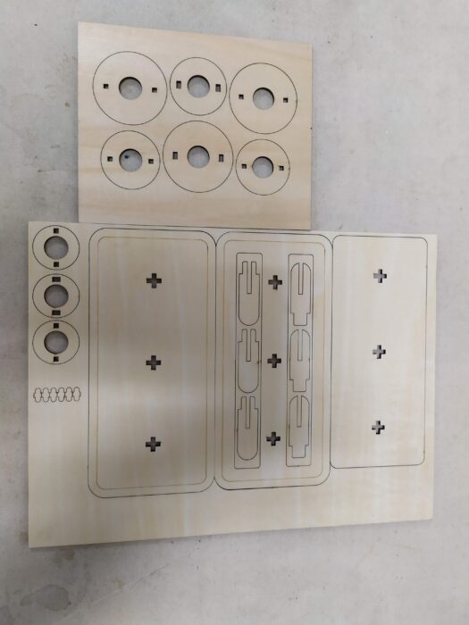 童玩的智慧-河內塔的設計與製作